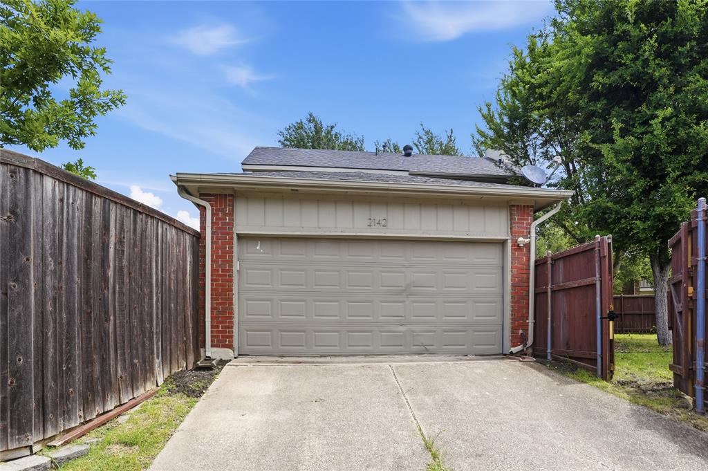 2142 Falcon Ridge Drive Property Photo 6