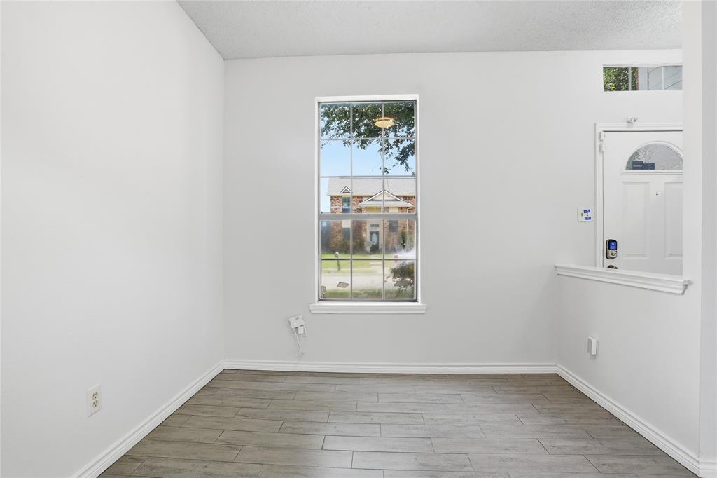 2142 Falcon Ridge Drive Property Photo 7