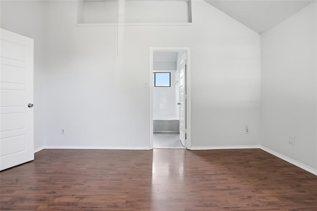 2142 Falcon Ridge Drive Property Photo 20
