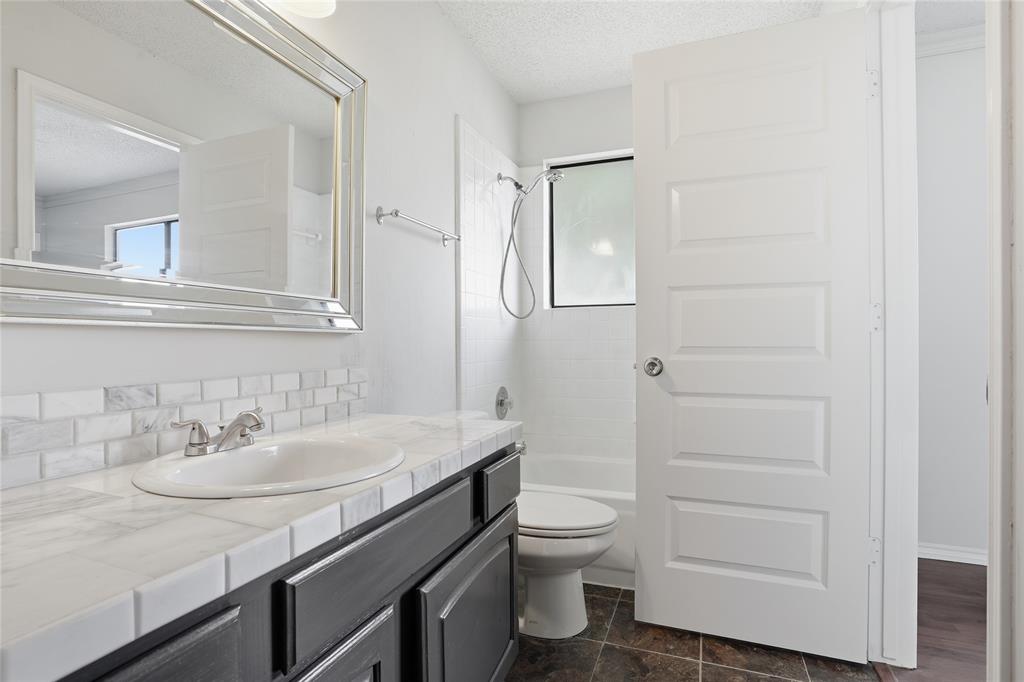 2142 Falcon Ridge Drive Property Photo 24