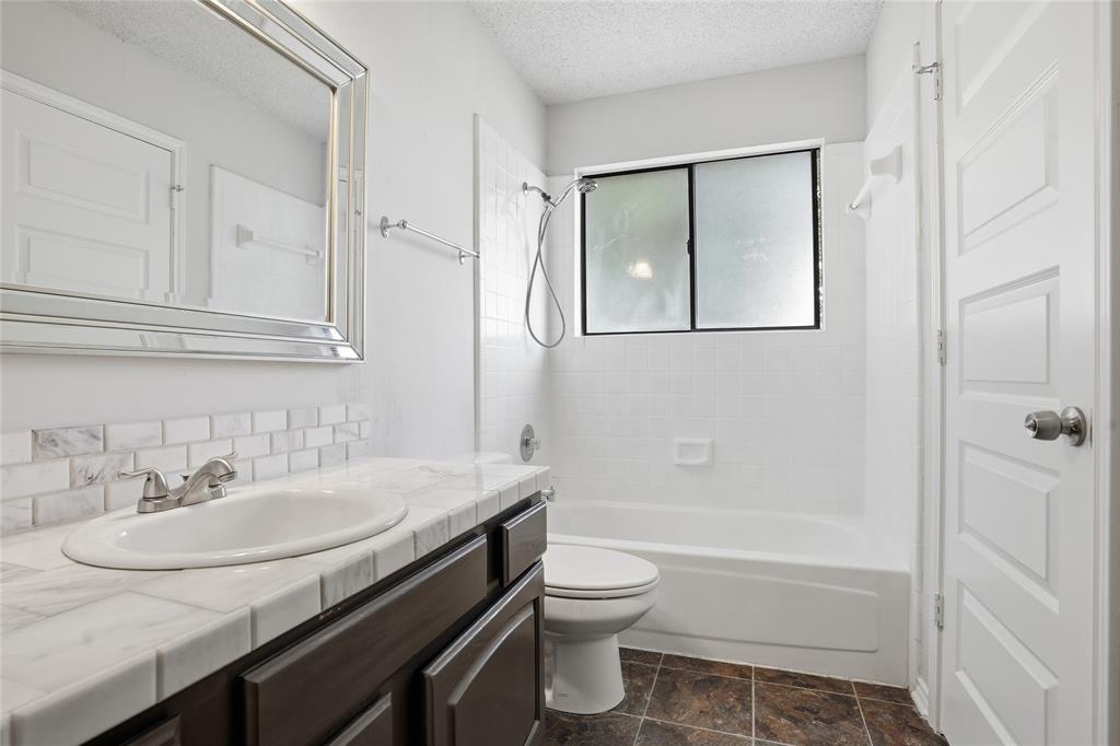 2142 Falcon Ridge Drive Property Photo 25