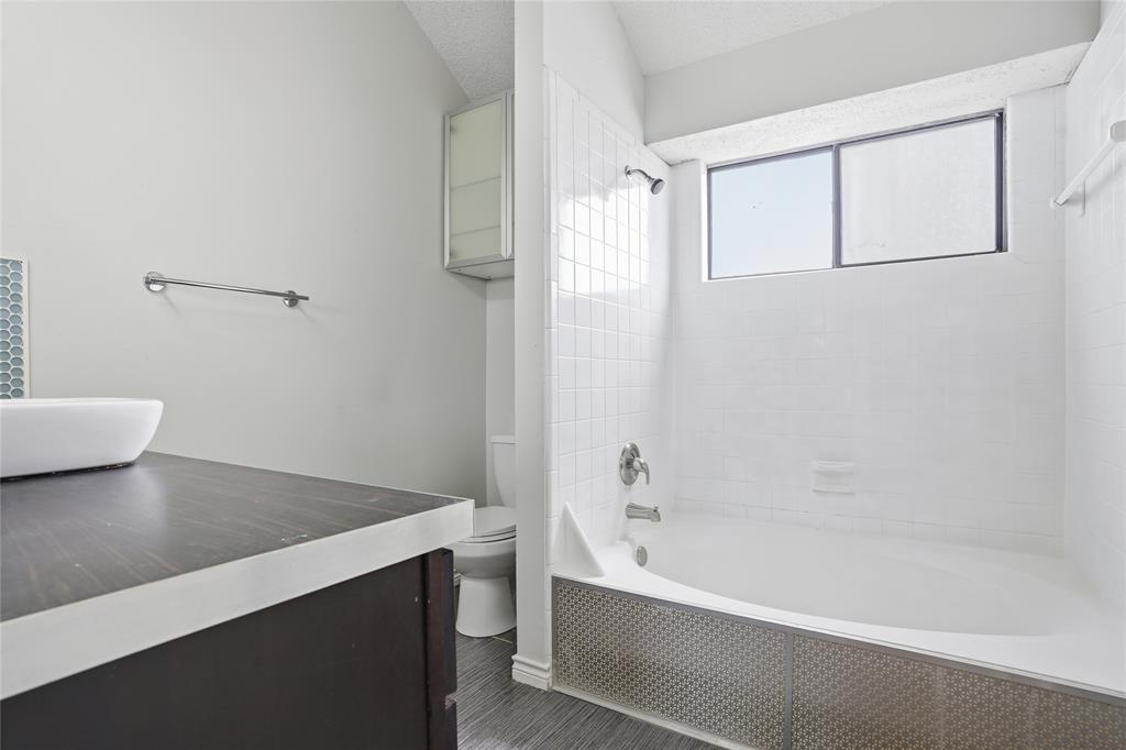 2142 Falcon Ridge Drive Property Photo 26