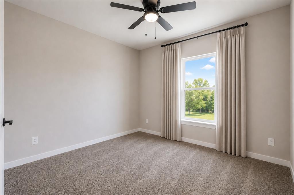 120 Brookview Drive Property Photo 15
