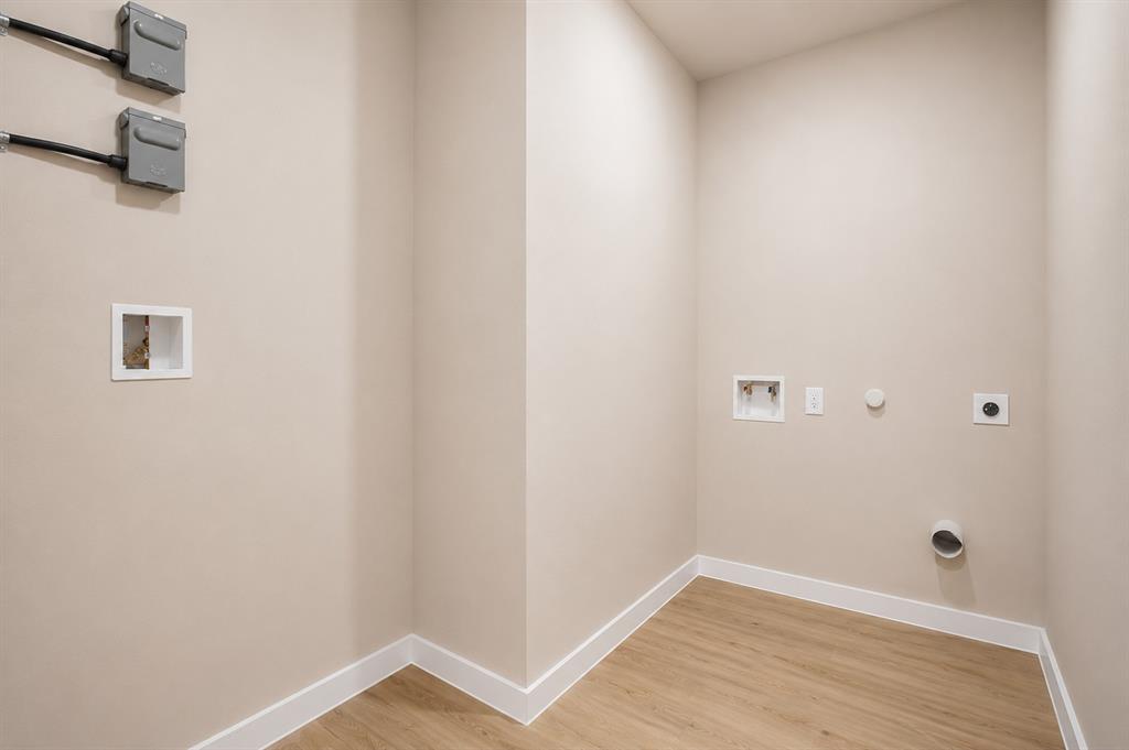 120 Brookview Drive Property Photo 26