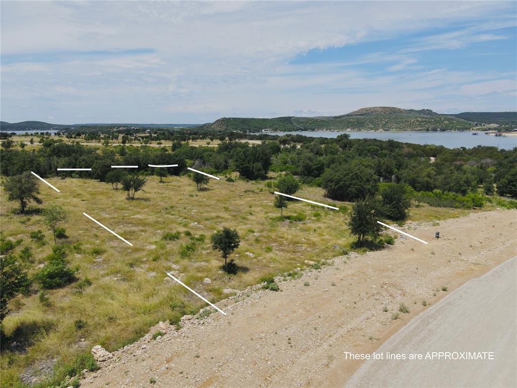 1079 Clearwater Point Property Photo 6