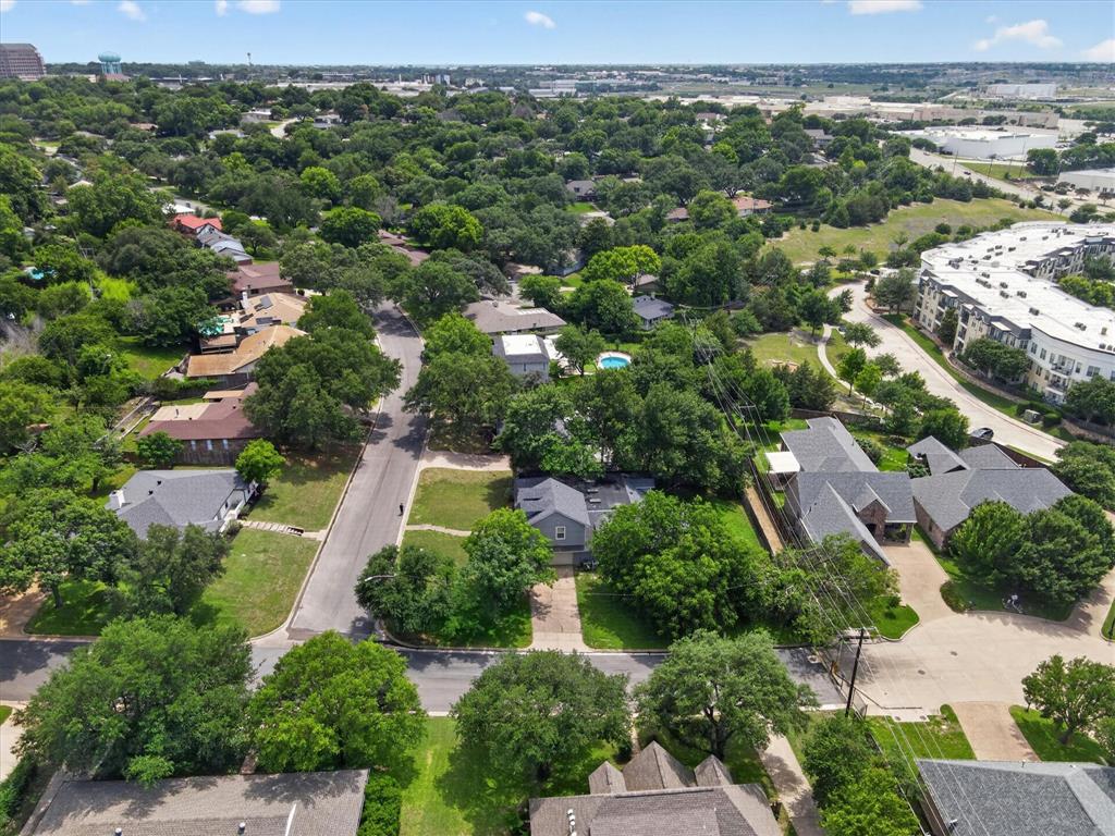 1400 Ems Road Property Photo 5