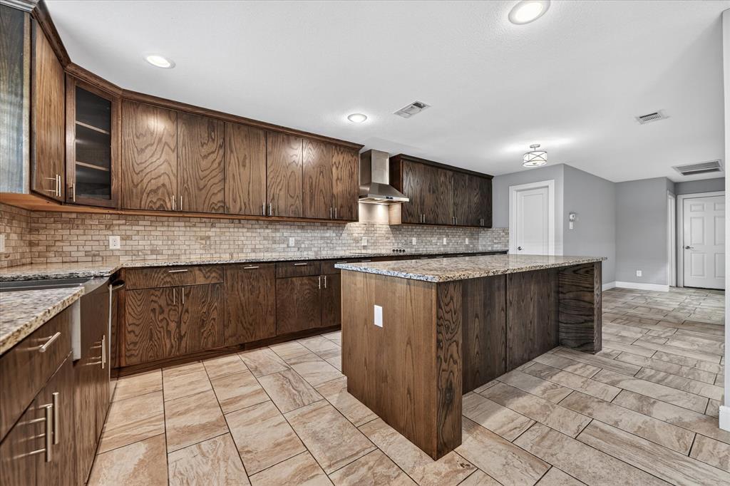1400 Ems Road Property Photo 16