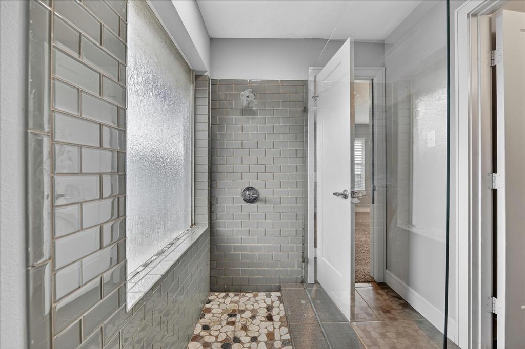 1400 Ems Road Property Photo 23