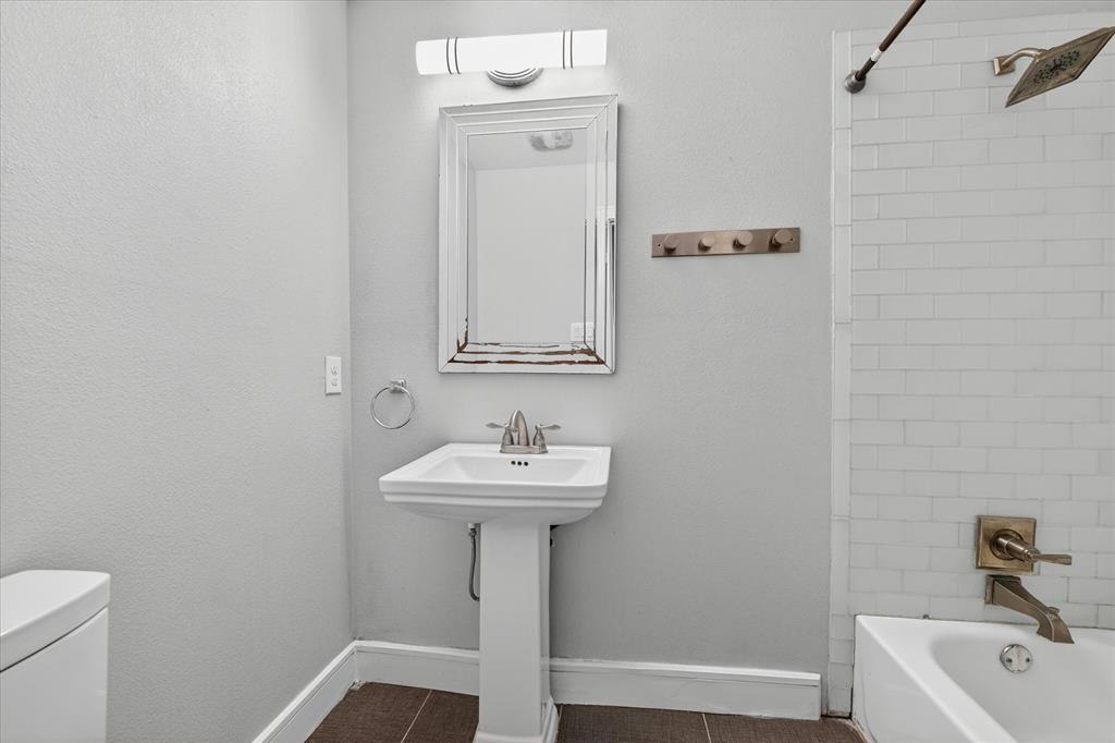 1400 Ems Road Property Photo 34