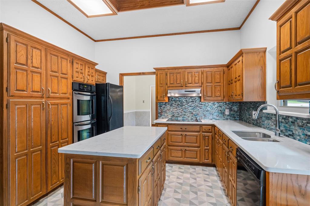 4930 High Creek Drive Property Photo 11