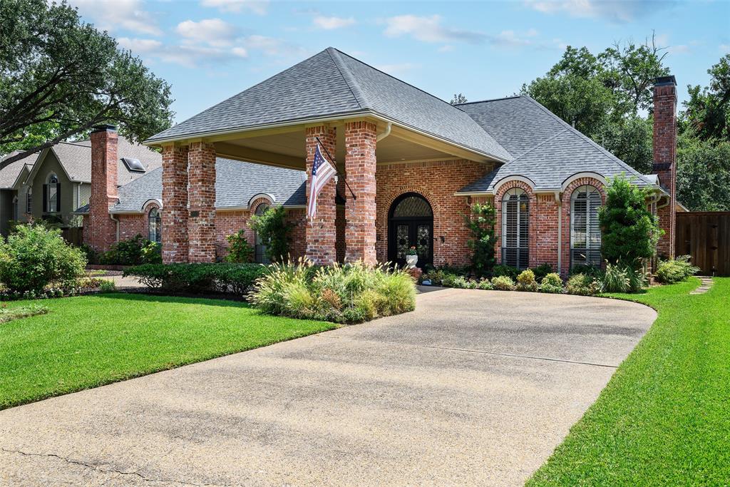 6822 Meadow Road Property Photo 1