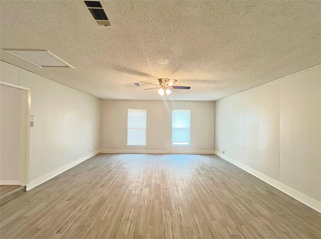 2121 Spanish Trail Property Photo 9