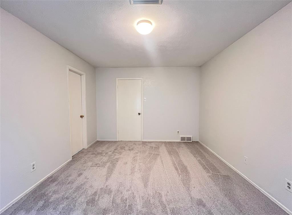 2121 Spanish Trail Property Photo 15