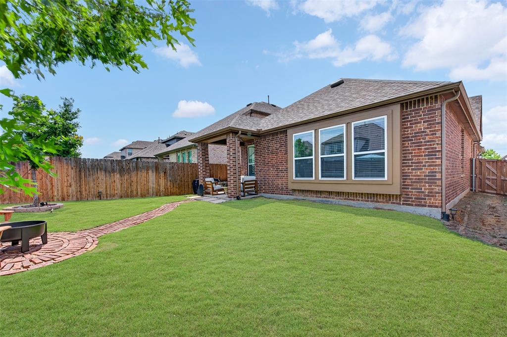 1826 Eagle Landing Property Photo 36