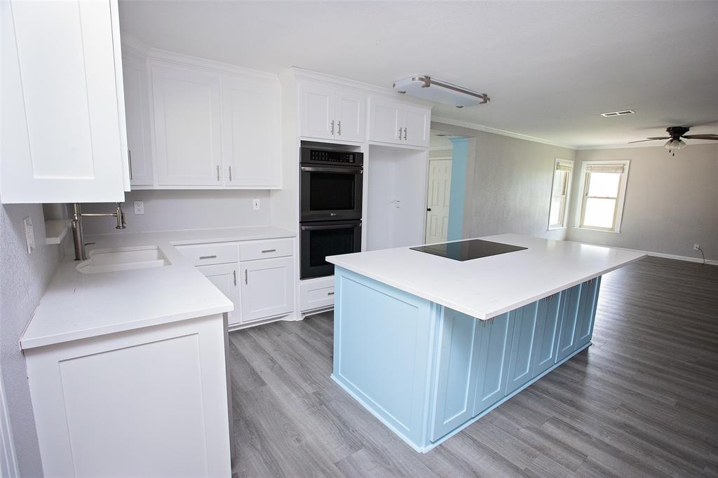 417 Summitt Avenue Property Photo 4