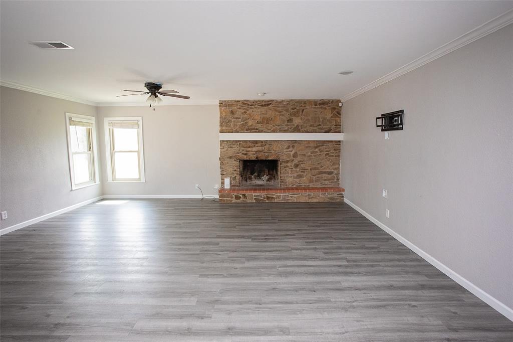 417 Summitt Avenue Property Photo 8