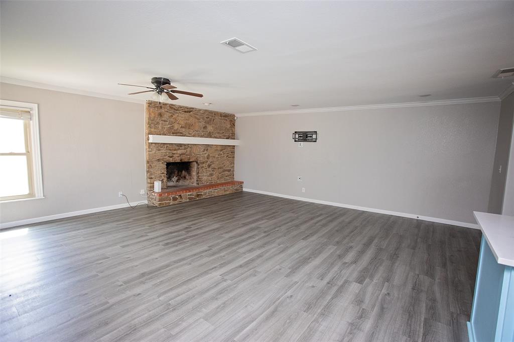 417 Summitt Avenue Property Photo 9