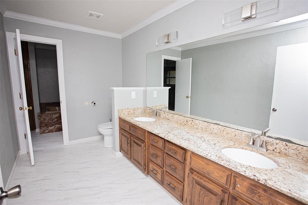 417 Summitt Avenue Property Photo 15