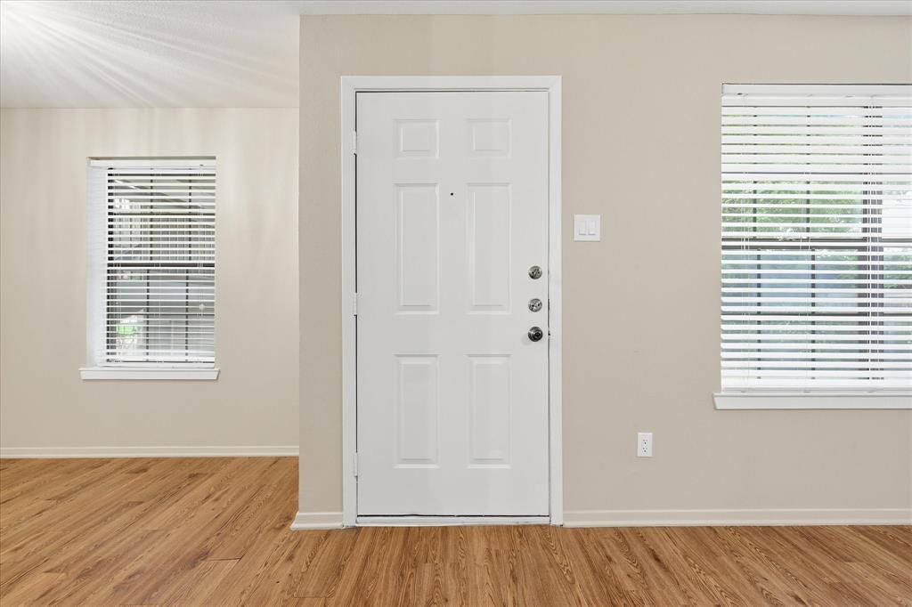218 N Texas Boulevard 109 Property Photo 5
