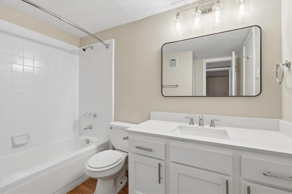 218 N Texas Boulevard 109 Property Photo 15
