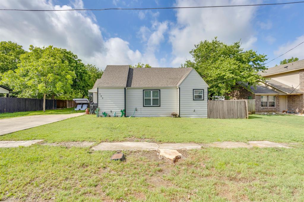 109 W Purdom Avenue Property Photo 6
