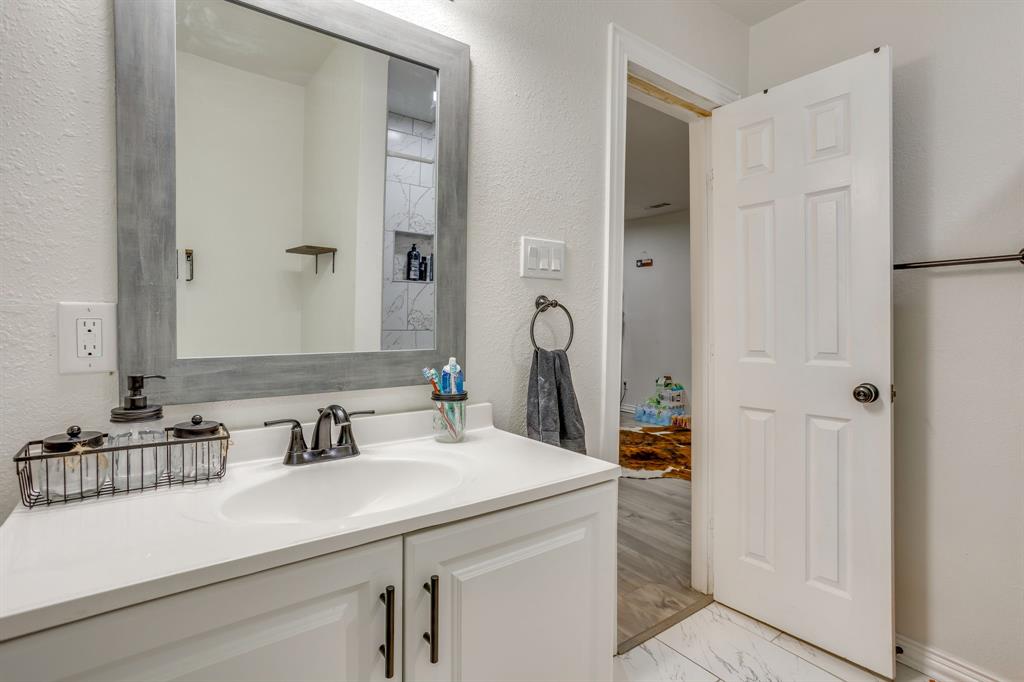 109 W Purdom Avenue Property Photo 35