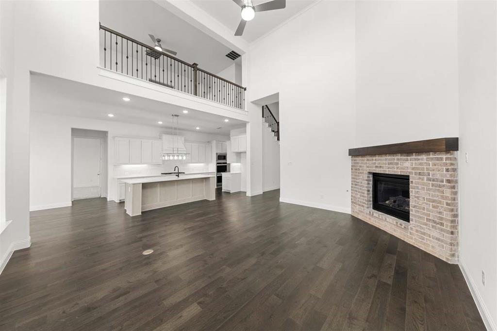 2021 Euclid Drive Property Photo 5
