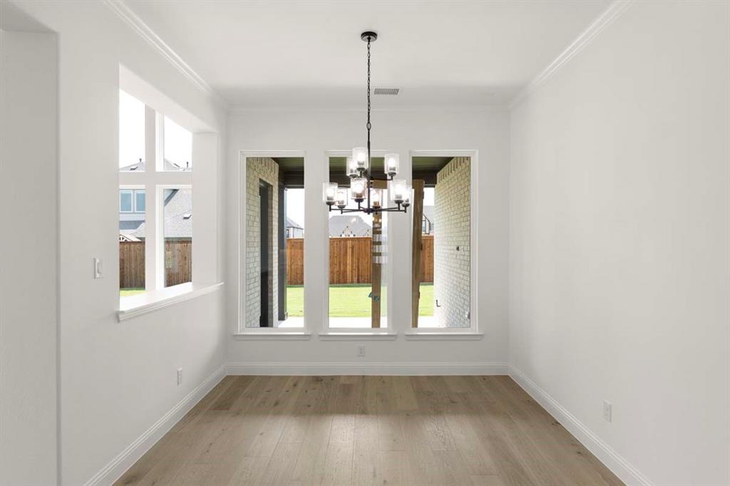 2021 Euclid Drive Property Photo 9