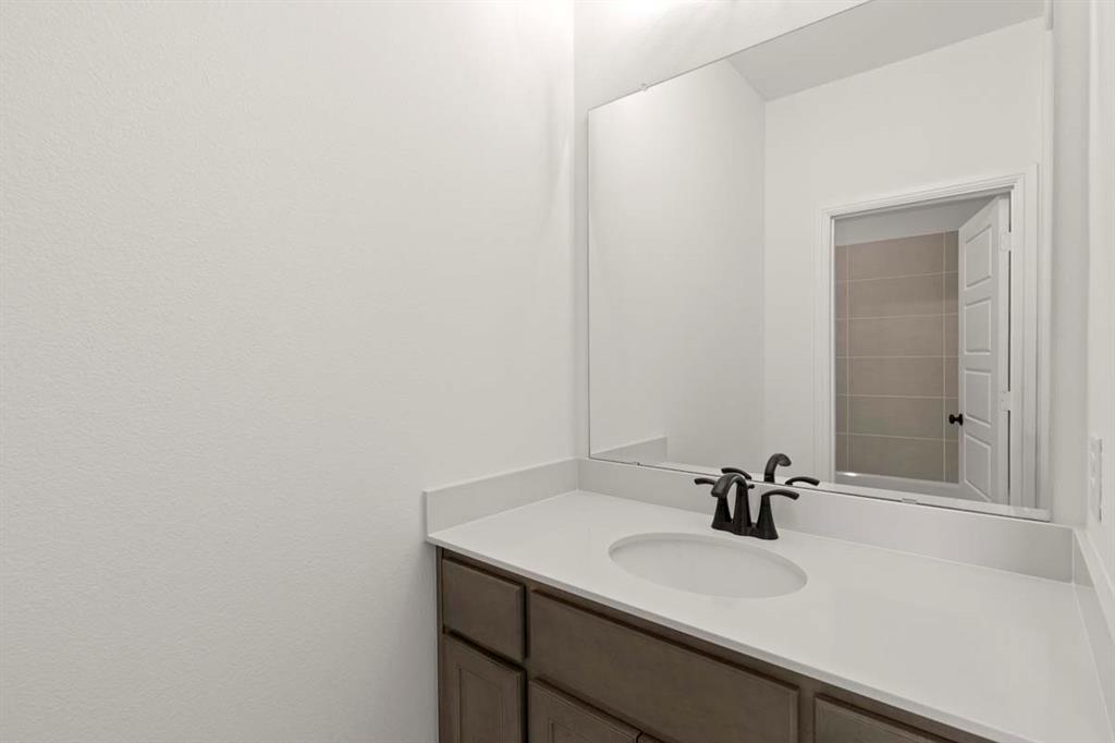 2021 Euclid Drive Property Photo 18
