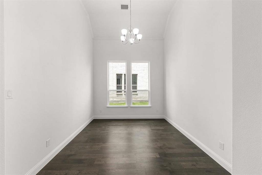 2021 Euclid Drive Property Photo 19