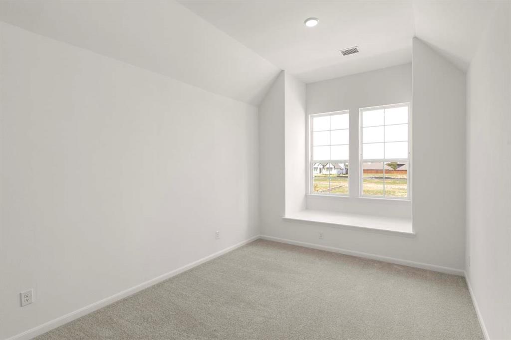 2021 Euclid Drive Property Photo 21