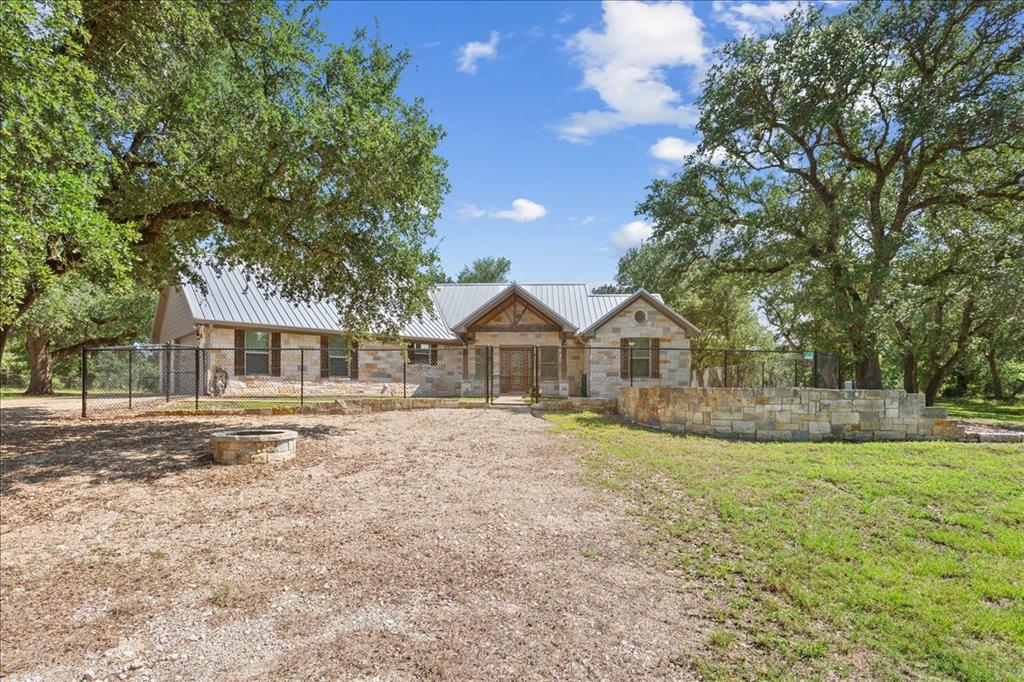 720 Cr 312 Property Photo 1