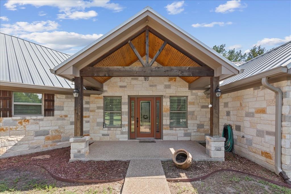 720 Cr 312 Property Photo 3