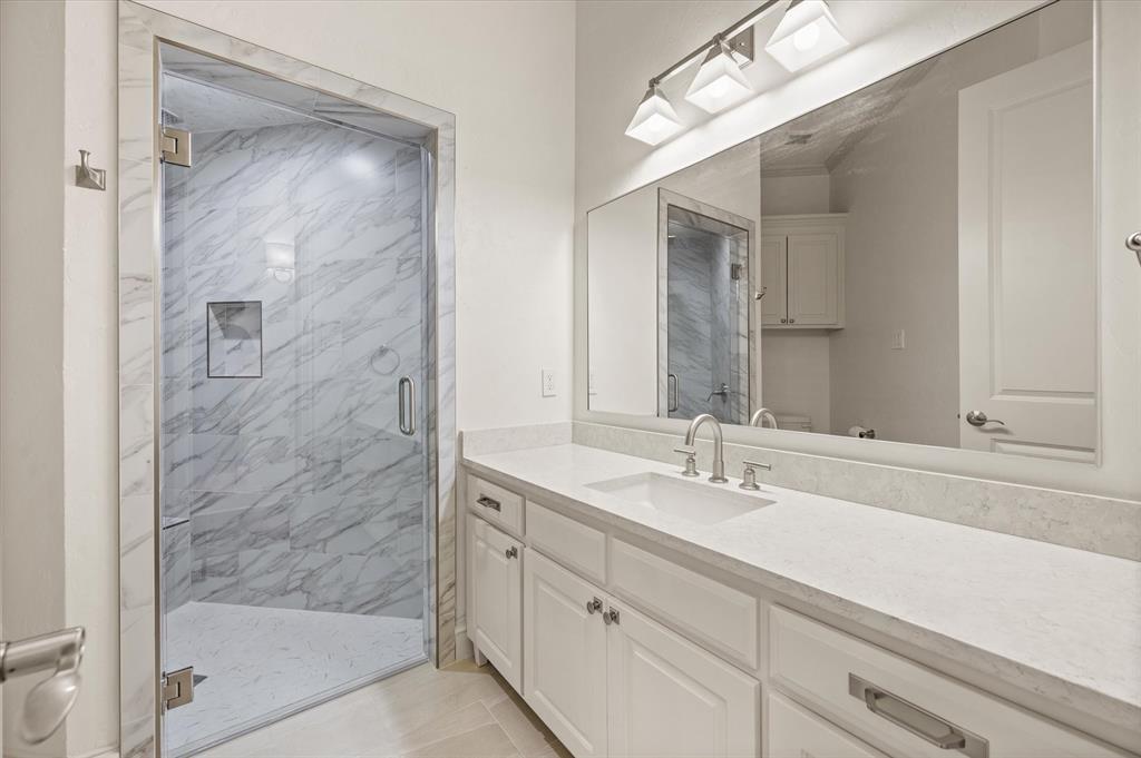 8600 Baltusrol Drive Property Photo 23