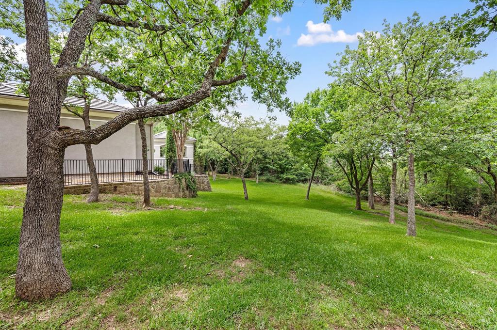 8600 Baltusrol Drive Property Photo 34