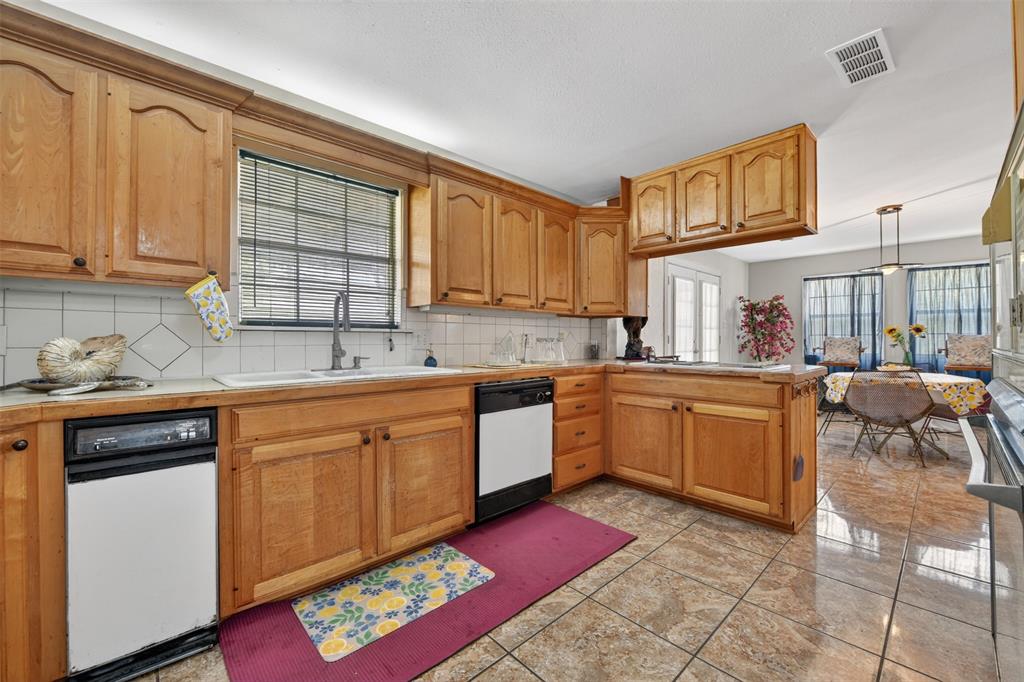 104 Bow Creek Circle Property Photo 6