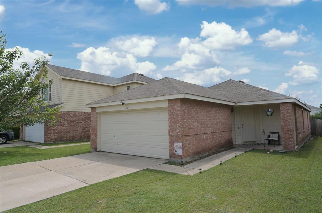 6701 Waterhill Lane Property Photo 1
