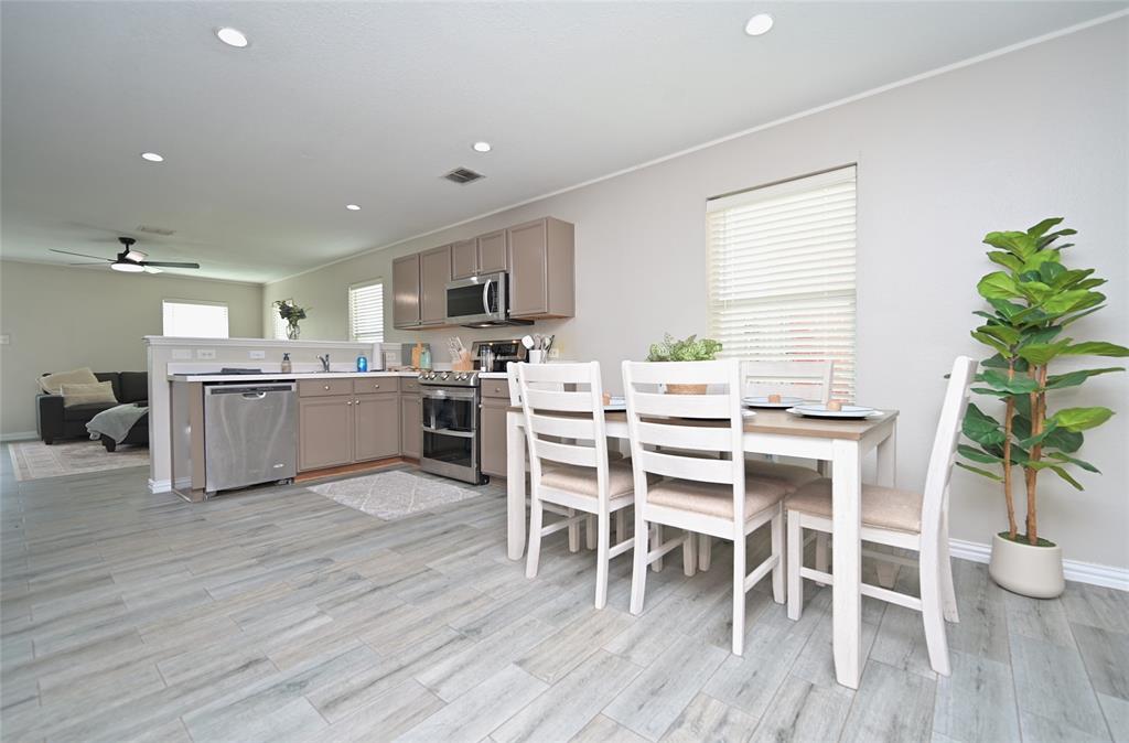 6701 Waterhill Lane Property Photo 13