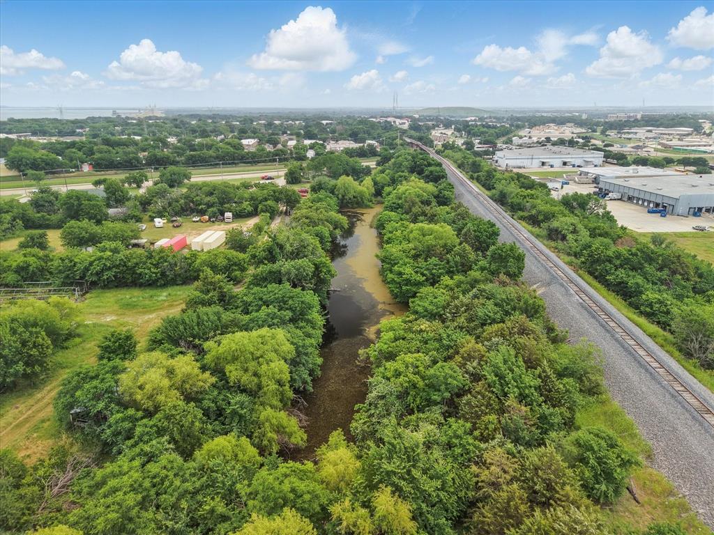 1205 N Mill Street Property Photo 8