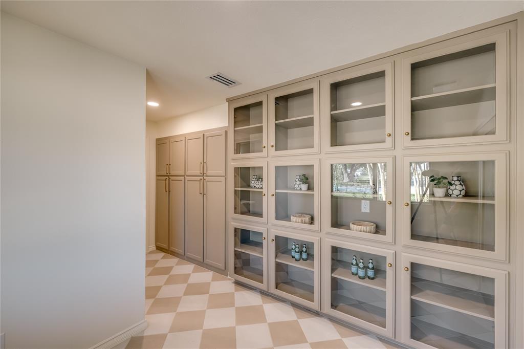 7017 Serrano Drive Property Photo 18