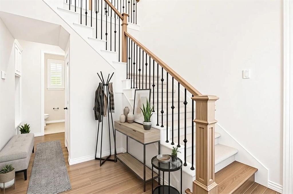 1571 Amesbury Way Property Photo 8