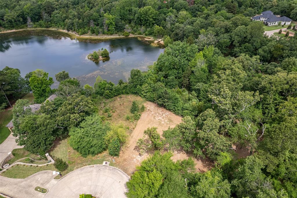 2866 J Cupit Court Property Photo 4