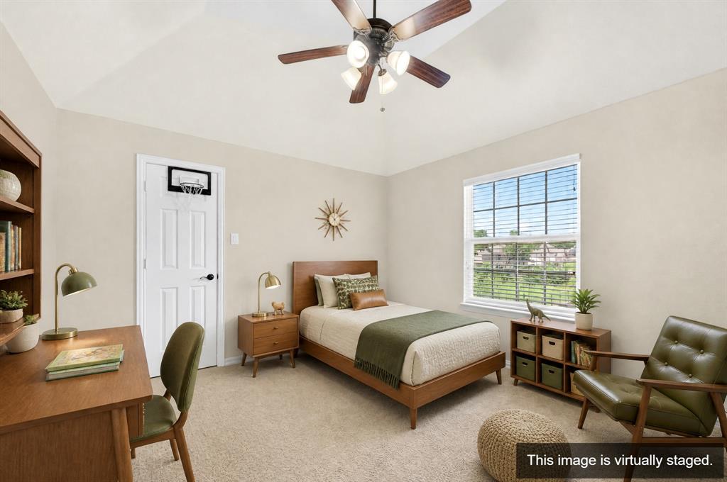 13811 Sorano Drive Property Photo 13