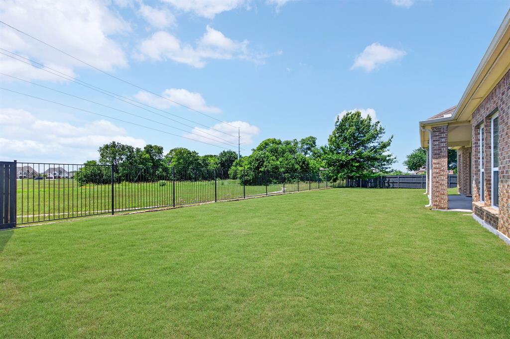 13811 Sorano Drive Property Photo 23