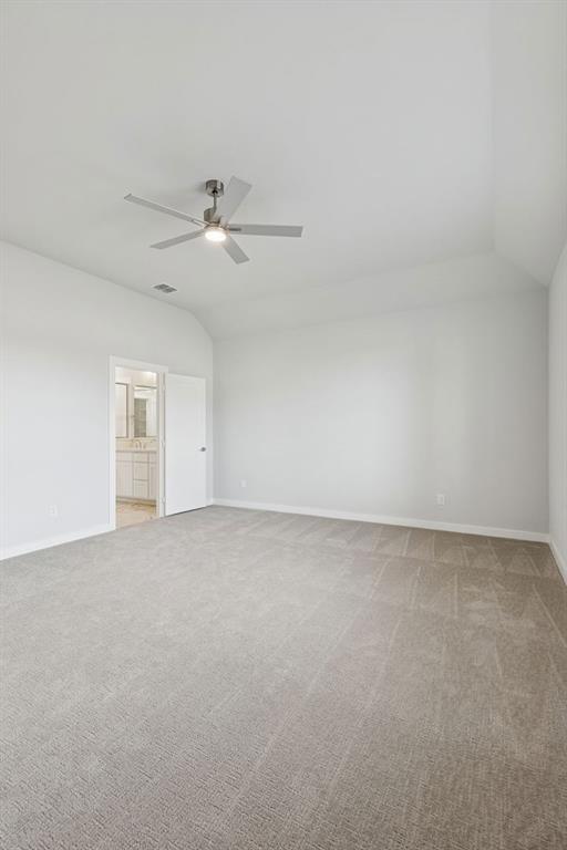 2107 Rowan Drive Property Photo 24
