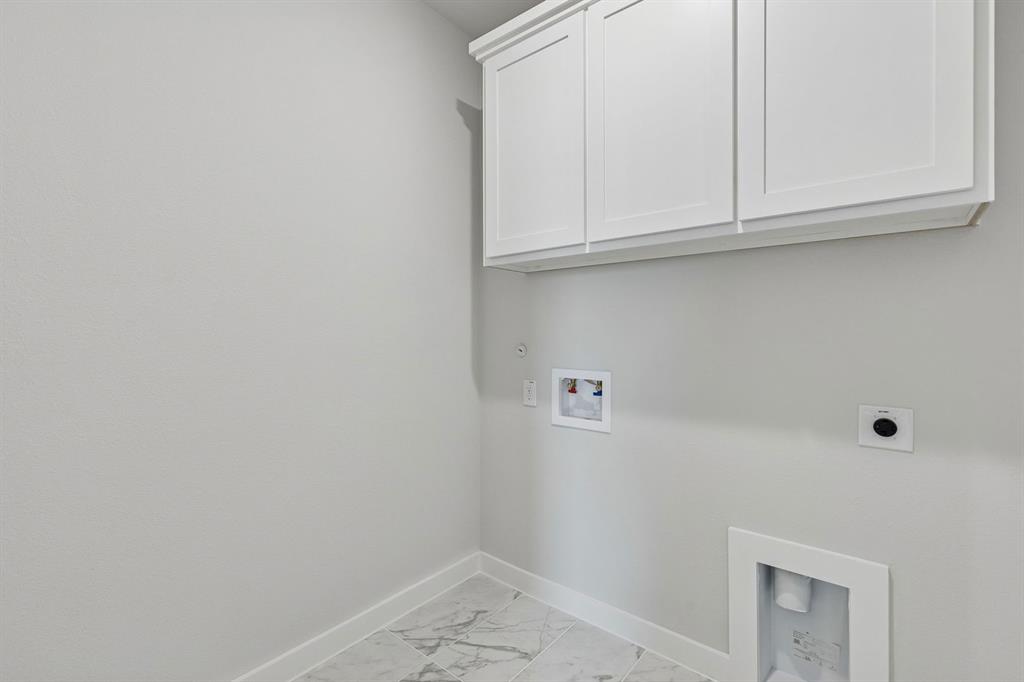 2107 Rowan Drive Property Photo 32