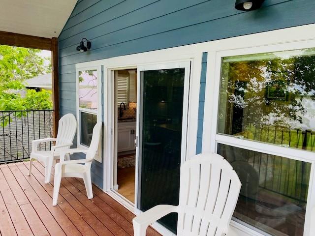 922 Cove Trail Property Photo 5