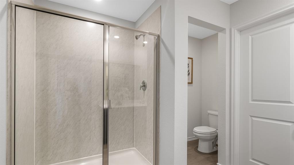 931 Newport Drive Property Photo 13