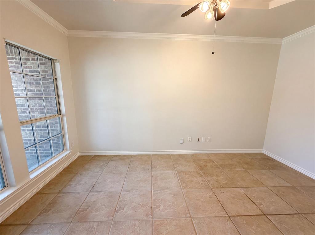 1126 Glencoe Drive Property Photo 7