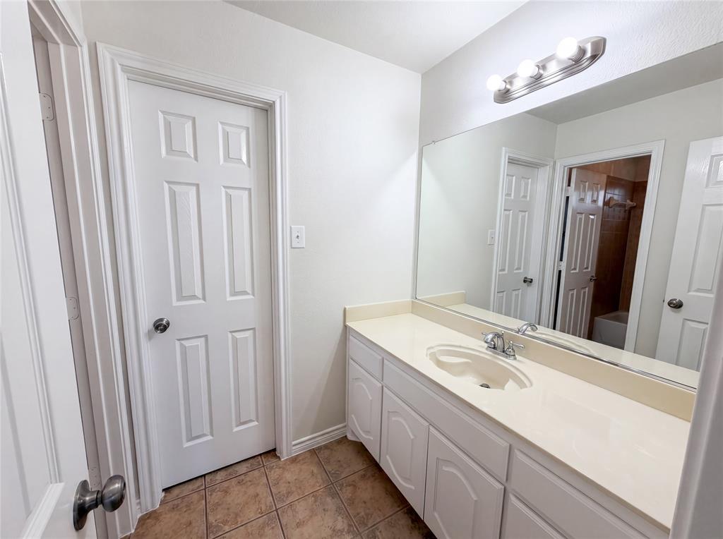 1126 Glencoe Drive Property Photo 19